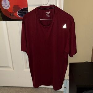 Reebok Men's Burgundy Short Sleeve Tee